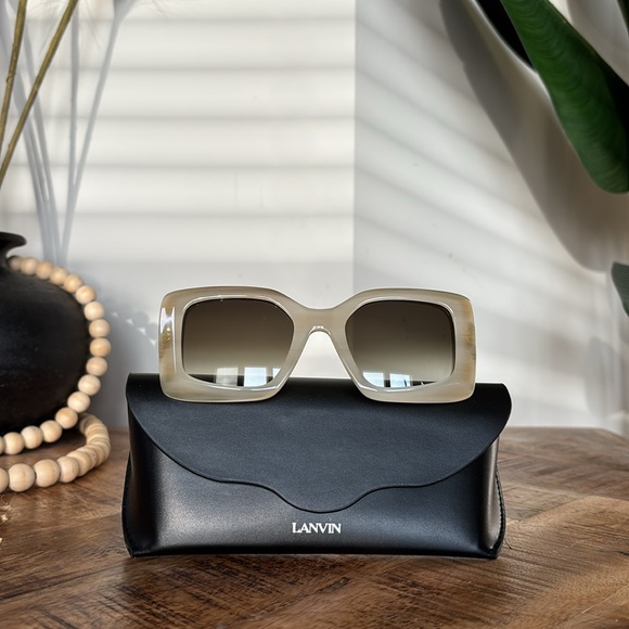 NWT⚠️ Authentic LANVIN 50mm Gradient Square Designer Sunglasses🤎🕶️🌅 - Picture 4 of 17